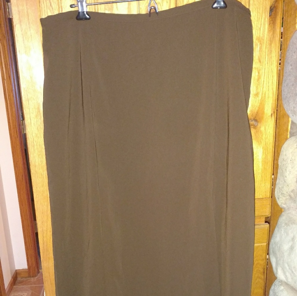Below the knee skirt